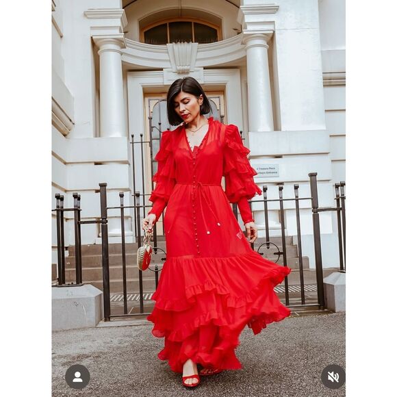 Elliatt Dresses & Skirts - ELLIATT Lilja Long Sleeve Maxi Dress in Red Wedding Guest Cocktail Size S NWT